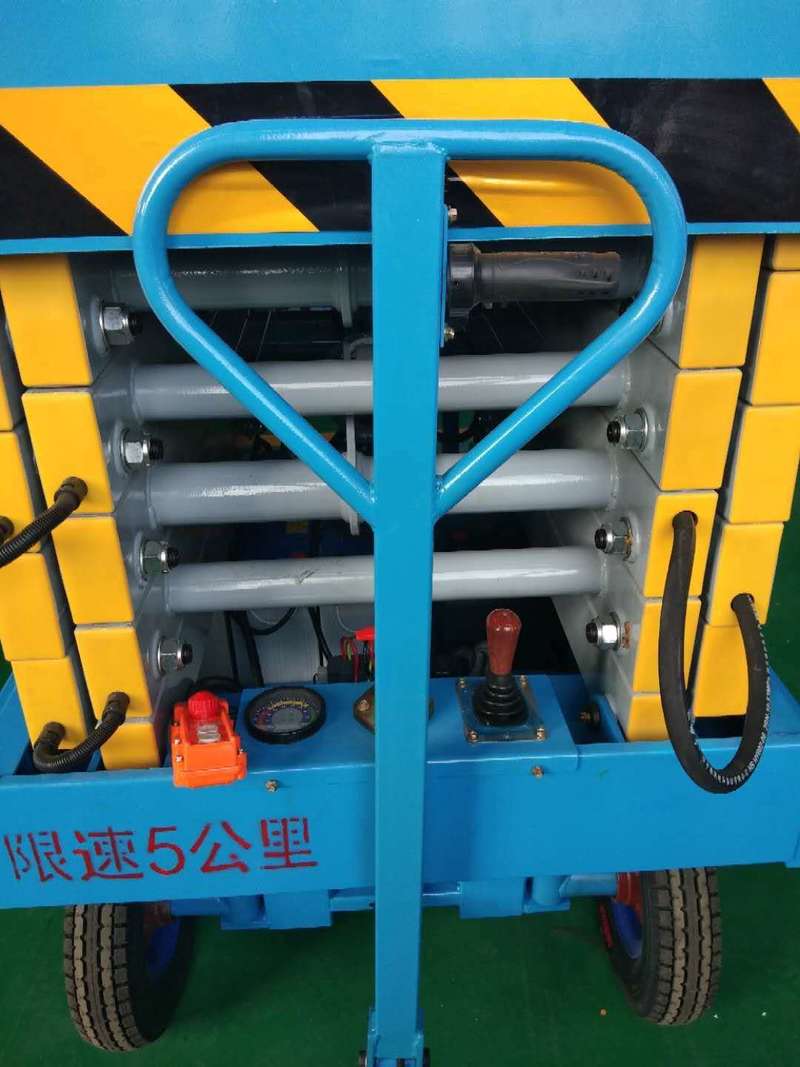 哈密辅助行走式升降平台