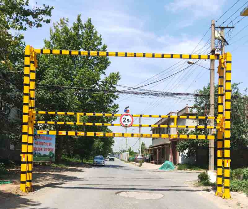 哈密农村道路限高架